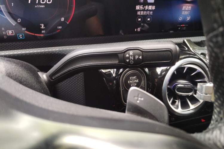 Used Mercedes-Benz A-Class 2021 A 200 L Sport Sedan Fashion Model Gear Lever