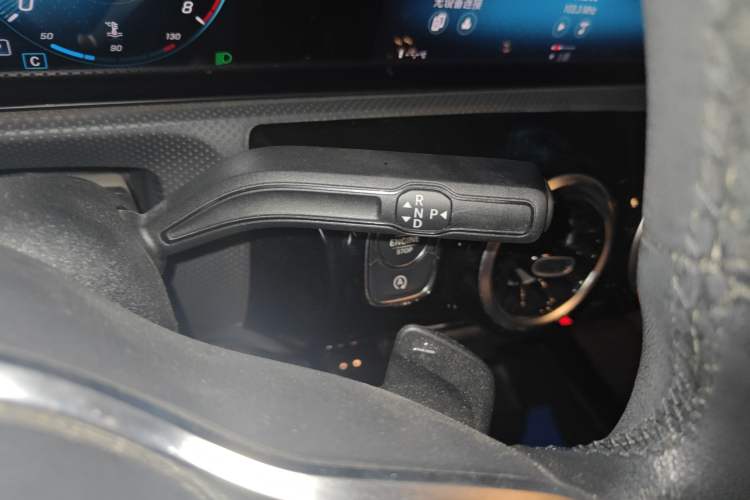 Used Mercedes-Benz A-Class 2021 Restyled A 180 L Sport Sedan Gear Lever