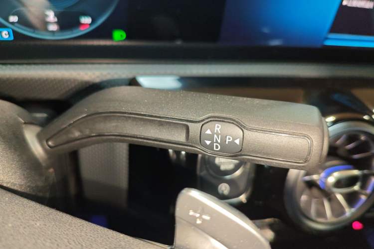 Used Mercedes-Benz A-Class 2021 A 200 L Sport Sedan Fashion Model Gear Lever