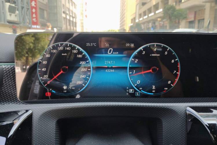 Used Mercedes-Benz A-Class 2021 A 200 Dynamic Edition Instrument Cluster