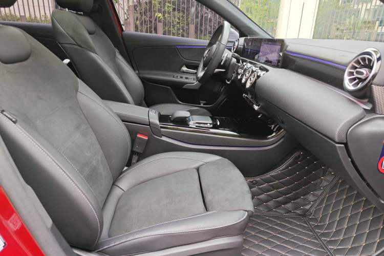 Used Mercedes-Benz A-Class 2021 A 200 L Sport Sedan Fashion Model Interior 3