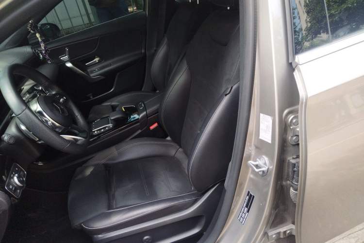 Used Mercedes-Benz A-Class 2021 A 200 L Sport Sedan Fashion Model Left Front Seat