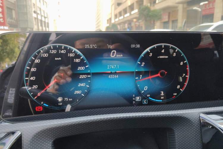 Used Mercedes-Benz A-Class 2021 A 200 Dynamic Edition Odometer Close Up