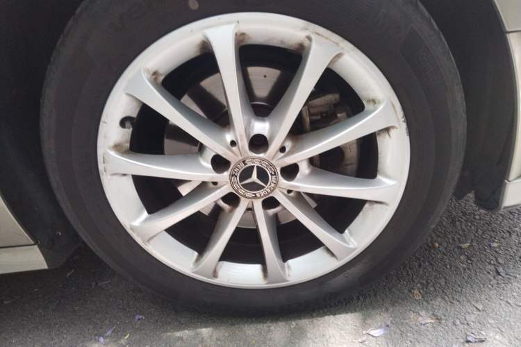 Used Mercedes-Benz A-Class 2021 A 200 L Sport Sedan Fashion Model Right Front Wheel Hub