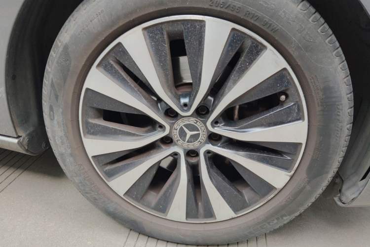 Used Mercedes-Benz A-Class 2021 A 200 Dynamic Edition Right Front Wheel Hub