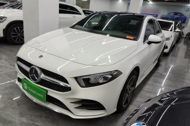Ojetý Mercedes-Benz A-Class 2021 A 200 L Sport Sedan Fashion Model