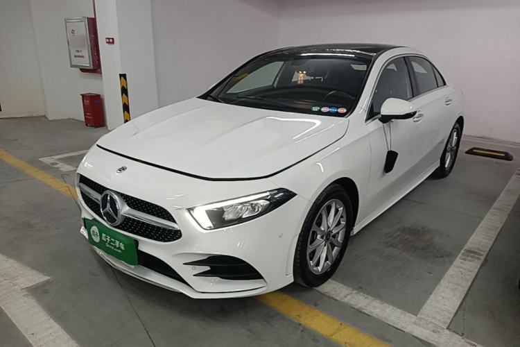 Used Mercedes-Benz A-Class 2021 A 200 L Sport Sedan Fashion Model Guazi used car, China used car export, Used car for sale, Used Mercedes-Benz cars, Cheapest cars for sale