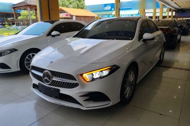 Mercedes-Benz A-Class 2021 A 200 L Sport Sedan Fashion Model usado