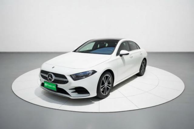 Używany Mercedes-Benz A-Class 2021 Restyled A 180 L Sport Sedan