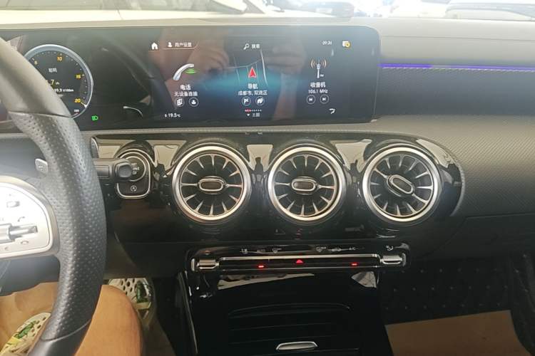 Used Mercedes-Benz A-Class 2021 A 200 L Sport Sedan Fashion Model Audio And AC Panel