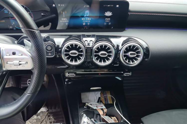Used Mercedes-Benz A-Class 2021 A 200 L Sport Sedan Fashion Model Audio And AC Panel