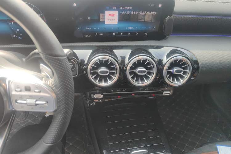 Used Mercedes-Benz A-Class 2021 A 200 L Sport Sedan Fashion Model Audio And AC Panel