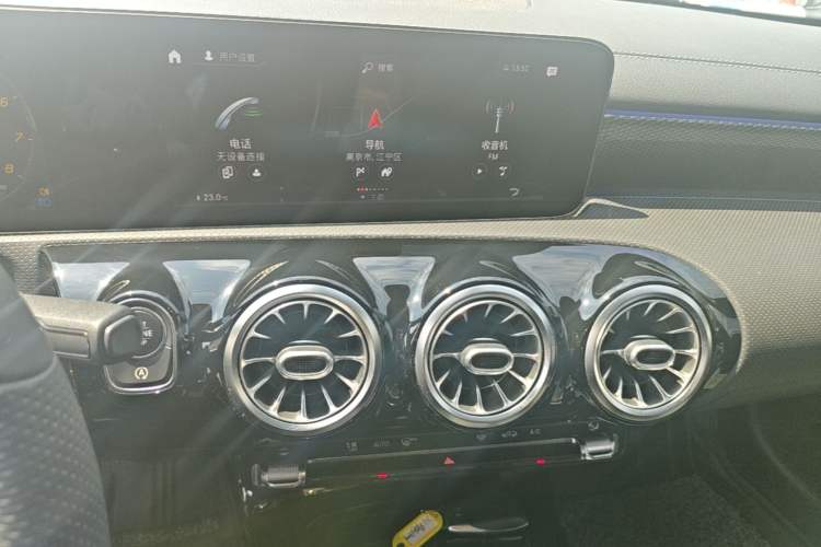 Used Mercedes-Benz A-Class 2021 A 200 L Sport Sedan Fashion Model Audio And AC Panel