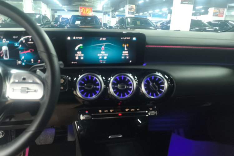Used Mercedes-Benz A-Class 2021 A 200 L Sport Sedan Fashion Model Audio And AC Panel