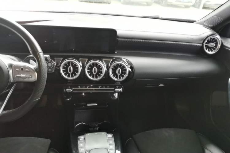 Used Mercedes-Benz A-Class 2021 A 200 L Sport Sedan Fashion Model Audio And AC Panel