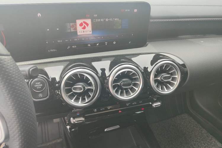 Used Mercedes-Benz A-Class 2021 A 200 L Sport Sedan Fashion Model Audio And AC Panel