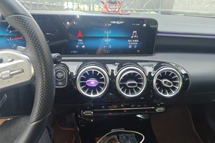Used Mercedes-Benz A-Class 2021 A 200 L Sport Sedan Fashion Model Audio And AC Panel