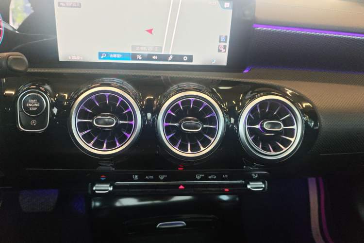 Used Mercedes-Benz A-Class 2021 A 200 L Sport Sedan Fashion Model Audio And AC Panel