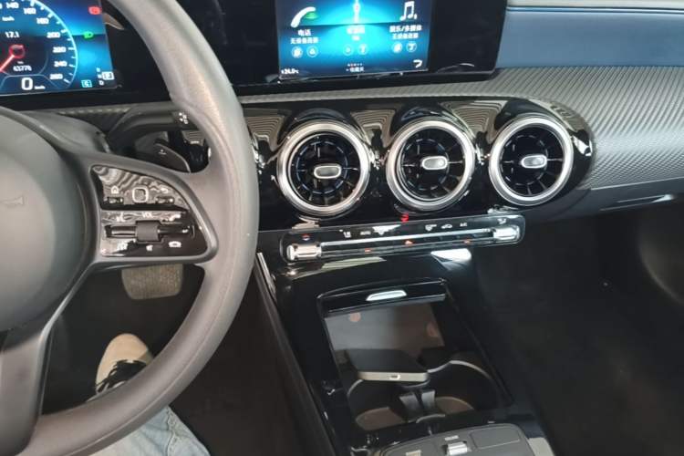 Used Mercedes-Benz A-Class 2021 A 180 L Audio And AC Panel