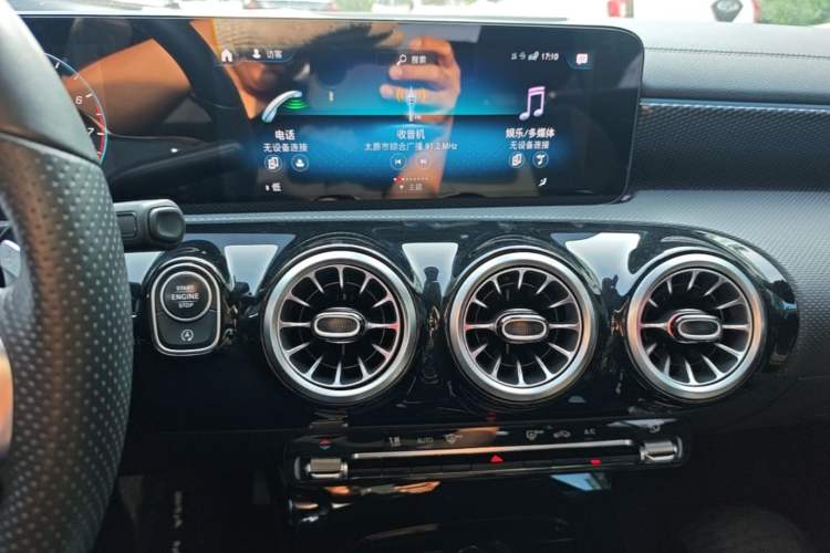 Used Mercedes-Benz A-Class 2021 A 200 L Sport Sedan Fashion Model Audio And AC Panel