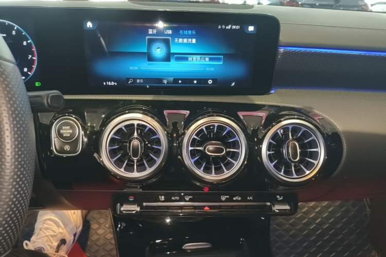 Used Mercedes-Benz A-Class 2021 A 200 L Sport Sedan Fashion Model Audio And AC Panel