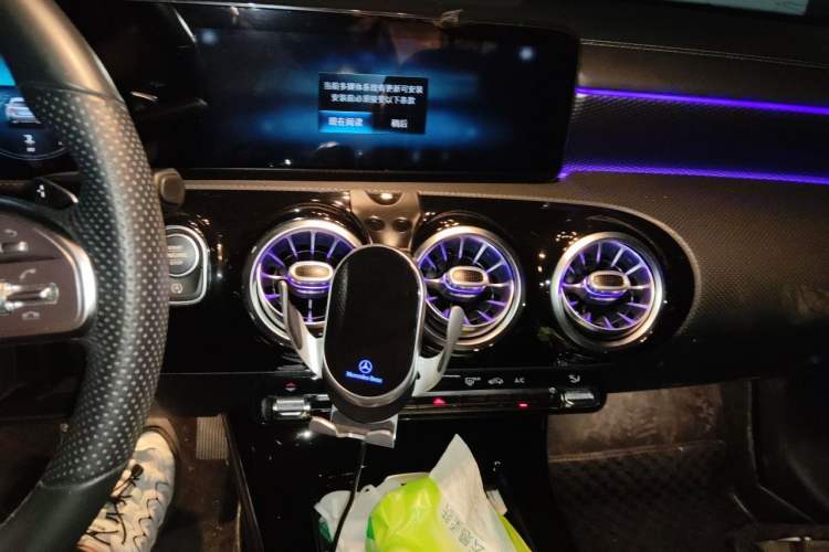 Used Mercedes-Benz A-Class 2021 A 200 L Sport Sedan Fashion Model Audio And AC Panel