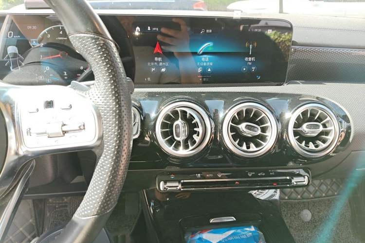 Used Mercedes-Benz A-Class 2021 A 200 L Sport Sedan Fashion Model Audio And AC Panel