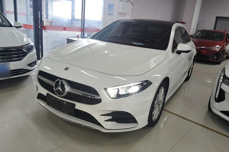 Used Mercedes-Benz A-Class 2021 A 200 L Sport Sedan Fashion Model Guazi used car, China used car export, Used car for sale, Used Mercedes-Benz cars, Cheapest cars for sale