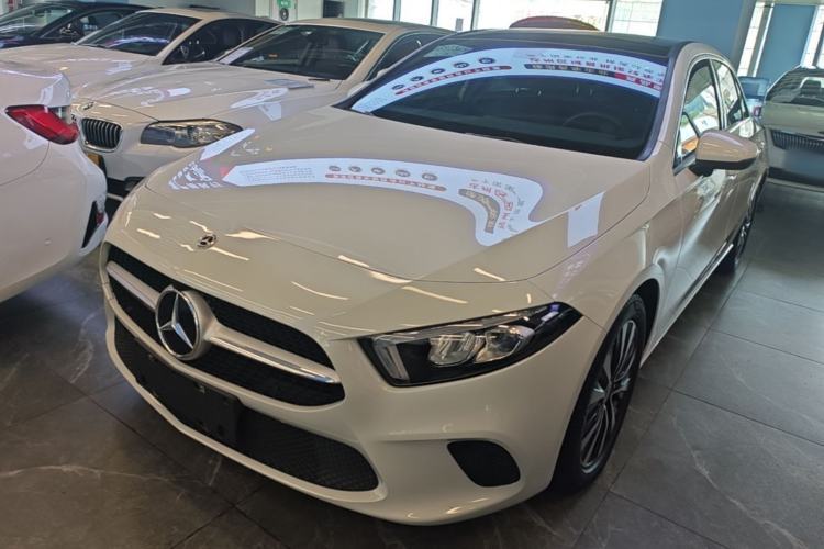 Ojetý Mercedes-Benz A-Class 2021 A 200 Dynamic Edition Guazi used car, China used car export, Used car for sale, Used  cars, Cheapest cars for sale