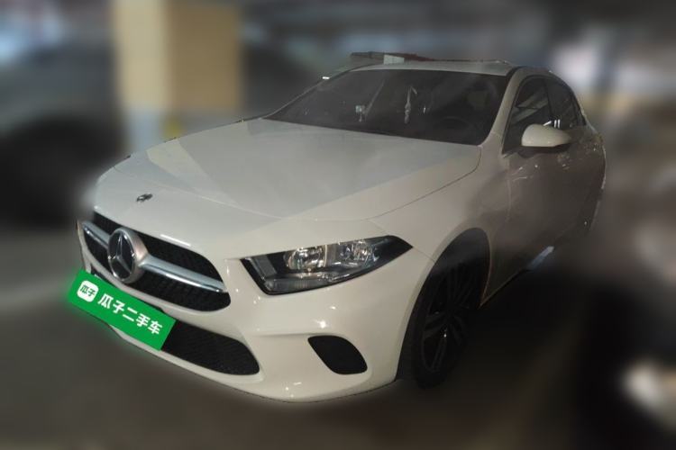 Ojetý Mercedes-Benz A-Class 2021 A 180 Guazi used car, China used car export, Used car for sale, Used  cars, Cheapest cars for sale