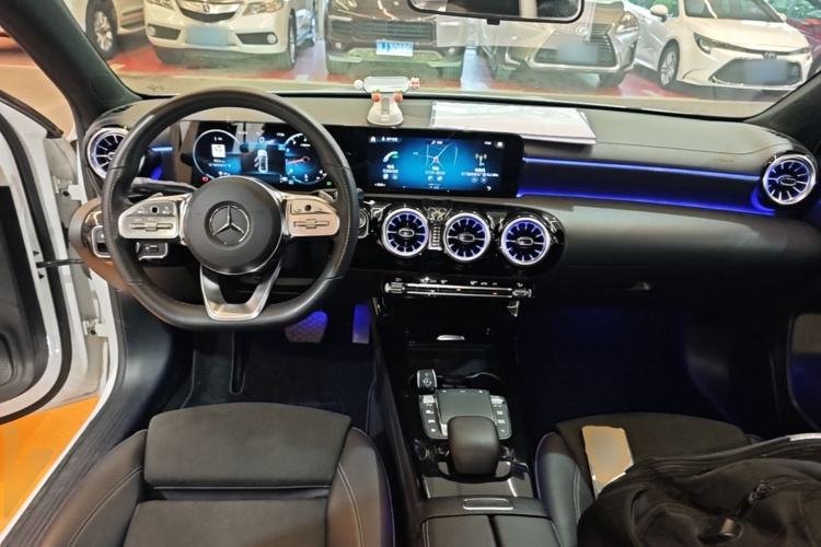 Used Mercedes-Benz A-Class 2021 A 200 L Sport Sedan Fashion Model Center Console