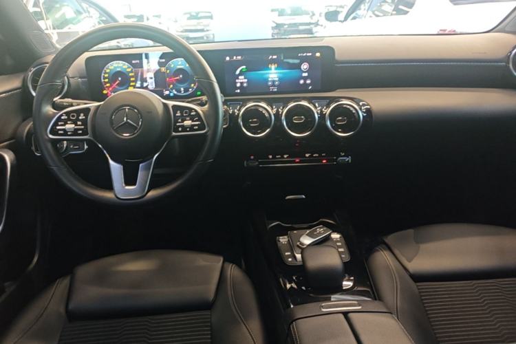 Used Mercedes-Benz A-Class 2021 A 200 Dynamic Edition Center Console