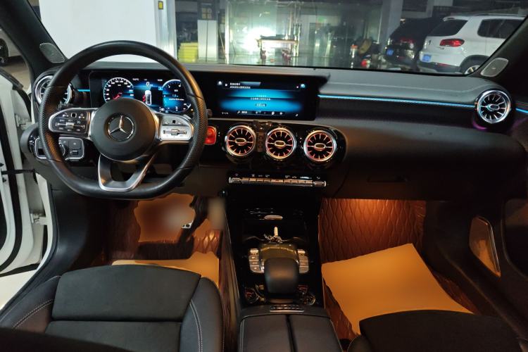 Used Mercedes-Benz A-Class 2021 A 200 L Sport Sedan Fashion Model Center Console
