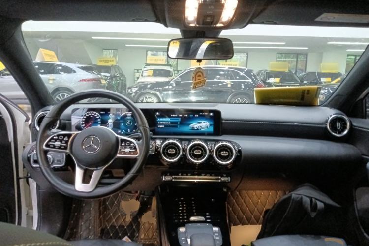 Used Mercedes-Benz A-Class 2021 A 200 Dynamic Edition Center Console