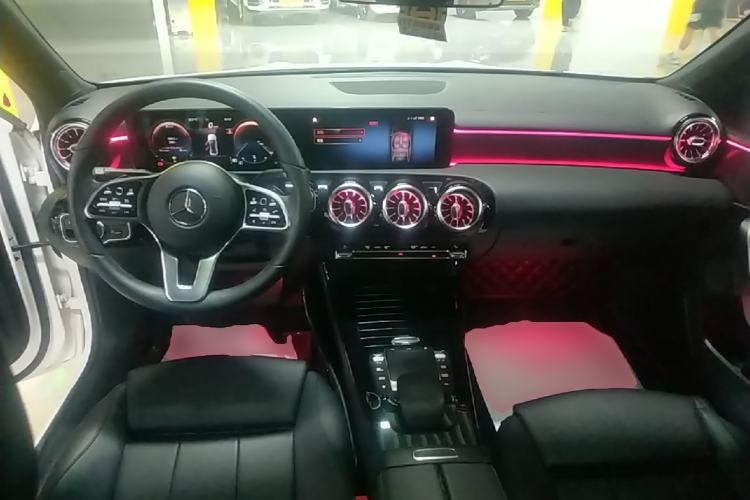 Used Mercedes-Benz A-Class 2021 A 200 L Sport Sedan Dynamic Model Center Console