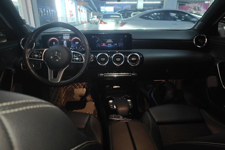 Used Mercedes-Benz A-Class 2021 A 200 Dynamic Edition Center Console