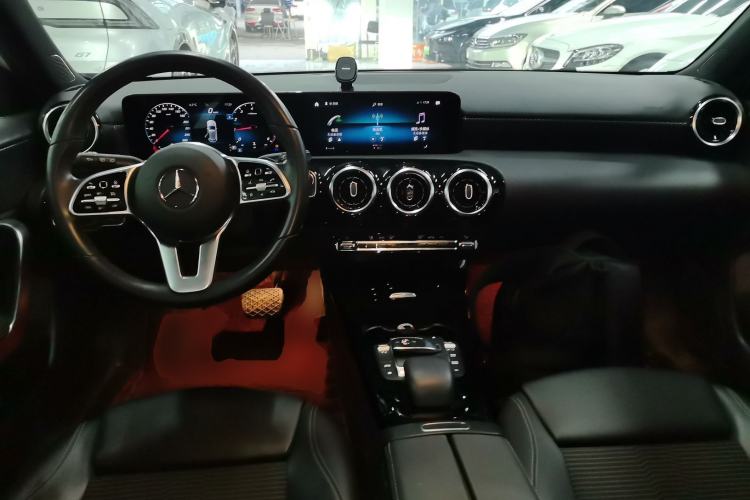 Used Mercedes-Benz A-Class 2021 A 200 Dynamic Edition Center Console