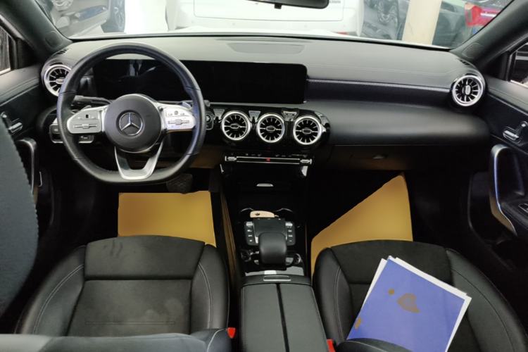 Used Mercedes-Benz A-Class 2021 A 200 L Sport Sedan Fashion Model Center Console