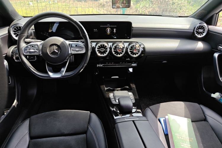 Used Mercedes-Benz A-Class 2021 A 200 L Sport Sedan Fashion Model Center Console