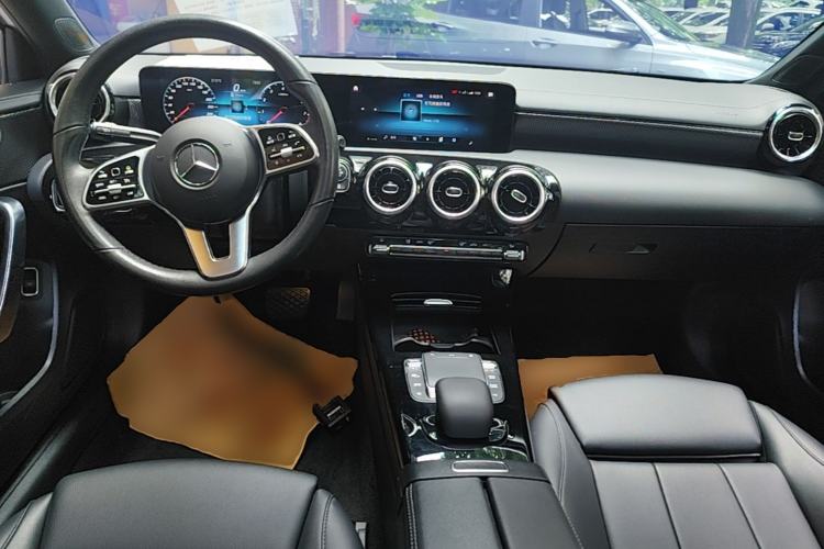 Used Mercedes-Benz A-Class 2021 A 200 L Sport Sedan Dynamic Model Center Console