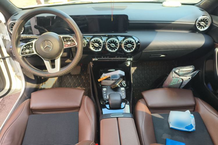 Used Mercedes-Benz A-Class 2021 A 200 Fashion Model Center Console