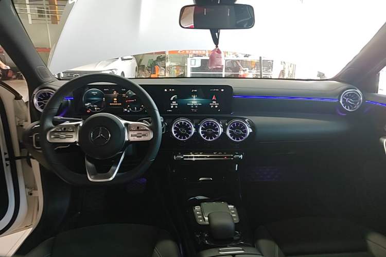 Used Mercedes-Benz A-Class 2021 A 200 L Sport Sedan Fashion Model Center Console