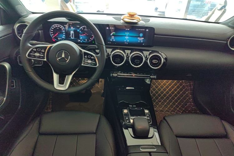 Used Mercedes-Benz A-Class 2021 Restyled A 180 L Sport Sedan Center Console