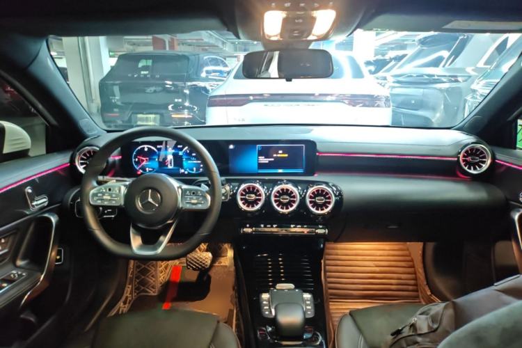 Used Mercedes-Benz A-Class 2021 A 200 L Sport Sedan Fashion Model Center Console