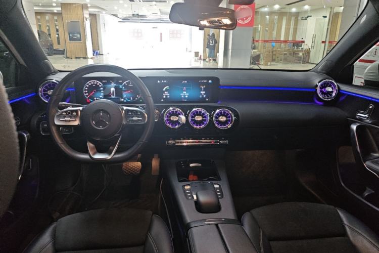 Used Mercedes-Benz A-Class 2021 A 200 L Sport Sedan Fashion Model Center Console