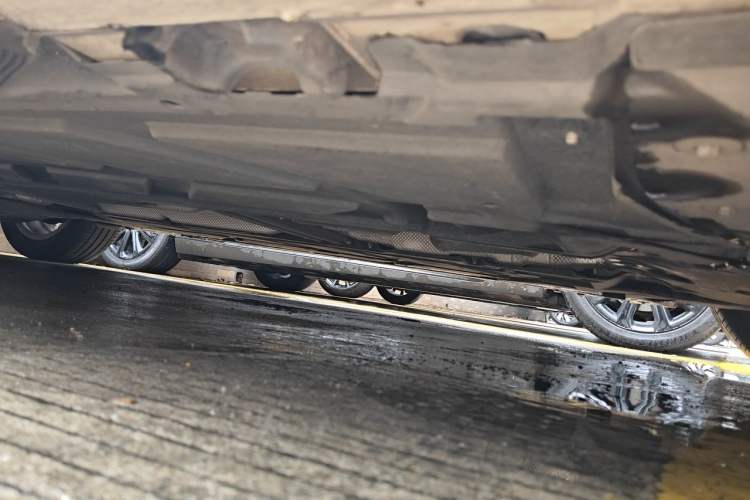 Used Mercedes-Benz A-Class 2021 A 200 L Sport Sedan Fashion Model Chassis Front Right