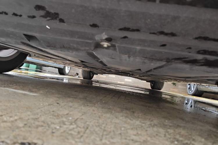 Used Mercedes-Benz A-Class 2021 A 200 L Sport Sedan Fashion Model Chassis Front