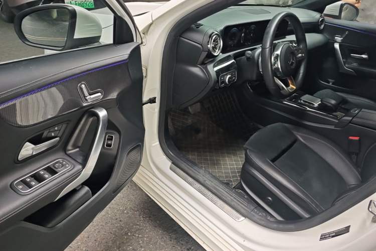 Used Mercedes-Benz A-Class 2021 A 200 L Sport Sedan Fashion Model Driver Seat