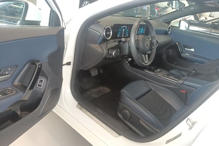 Used Mercedes-Benz A-Class 2021 A 180 L Driver Seat