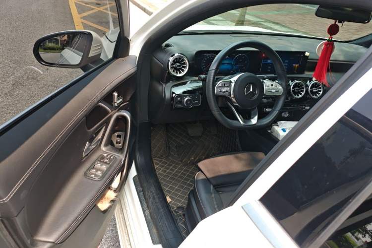 Used Mercedes-Benz A-Class 2021 A 200 L Sport Sedan Fashion Model Driver Seat